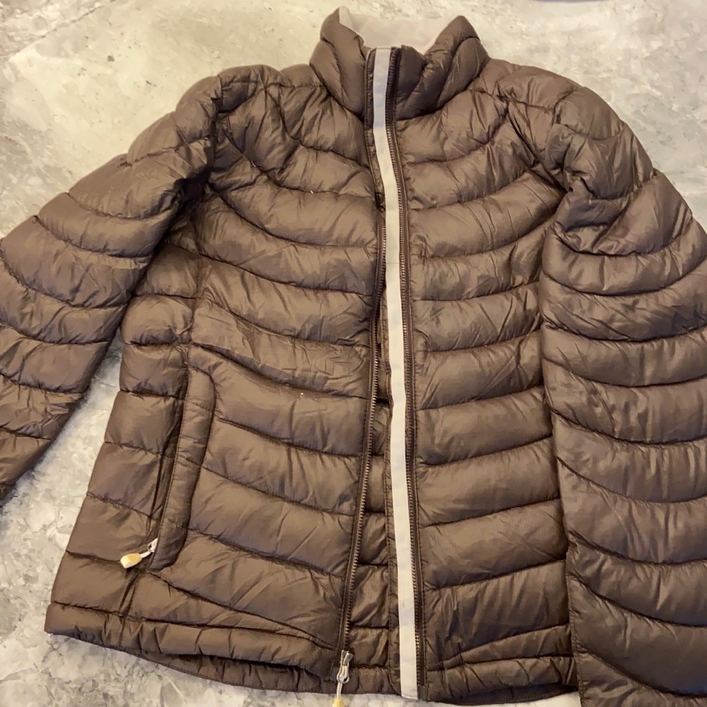 Like New Land’s End women’s puffer short coat